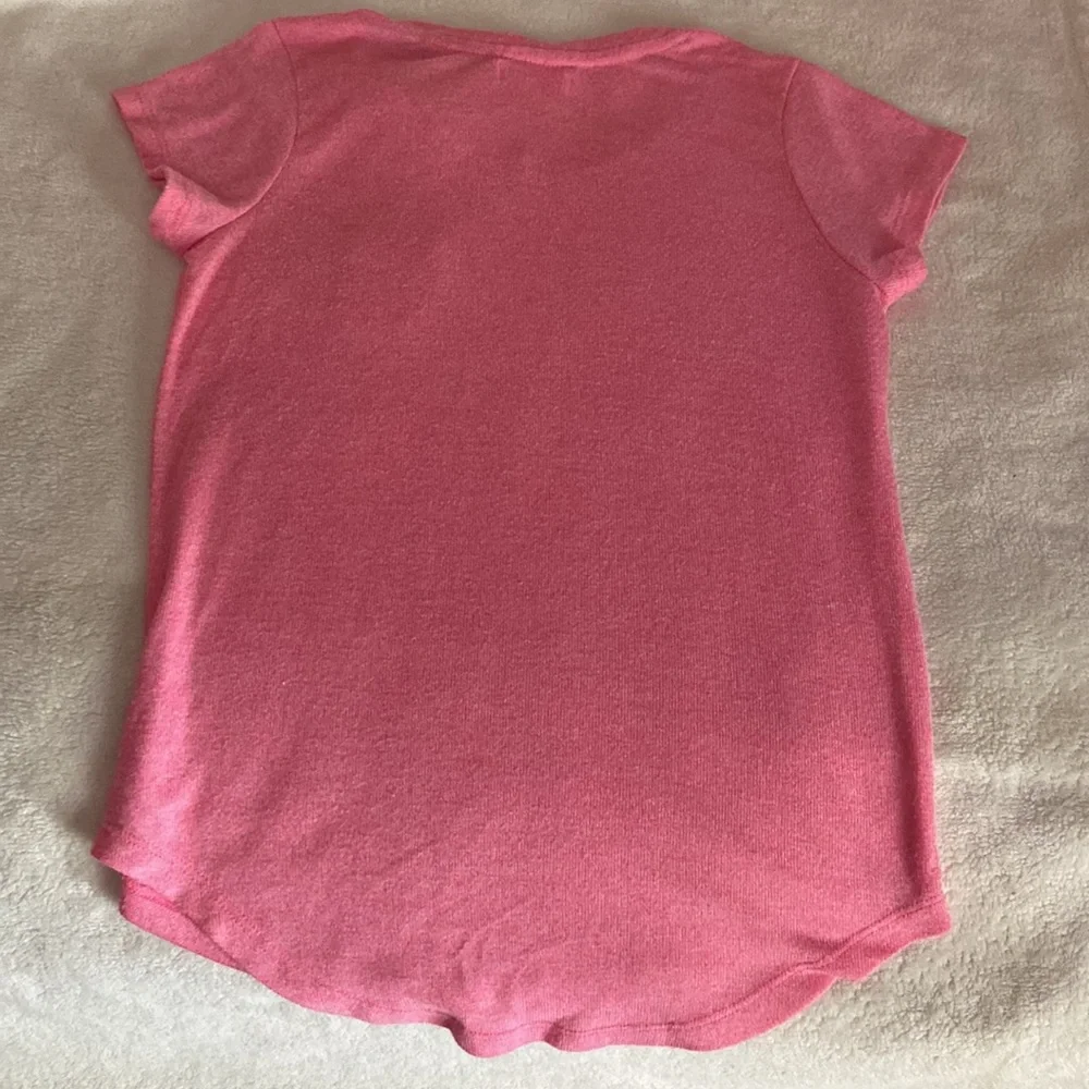 Girls pink light weight, soft knit top size XL